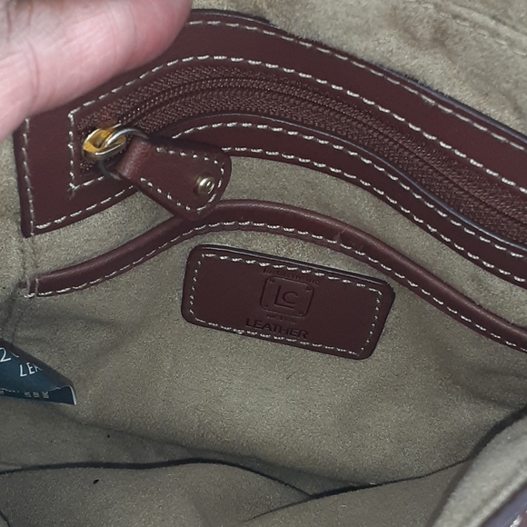 Liz Claiborne Authentic Leather Purse - Picture 11 of 15